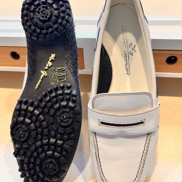 Womens golf shoes size 38.5 - Picture 2 of 3